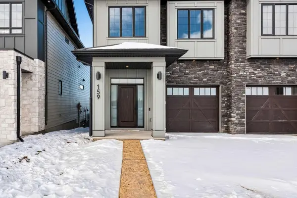 159 Greenwich DR NW, Calgary, AB T3B6N9