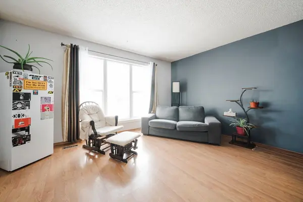 181 Windsor DR, Fort Mcmurray, AB T9H 4R1