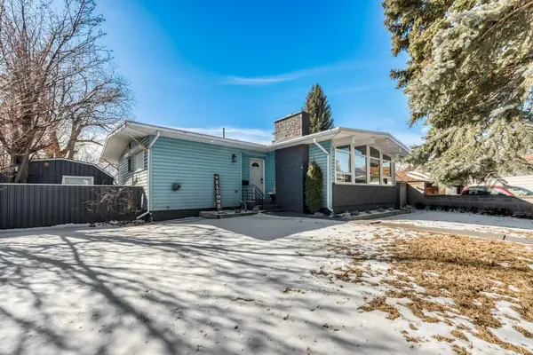 8043 Elbow DR SW, Calgary, AB T2V 1K5