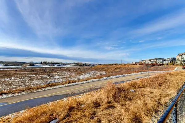 444 Legacy PT SE, Calgary, AB T2X 3Z3