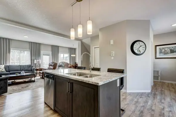 444 Legacy PT SE, Calgary, AB T2X 3Z3