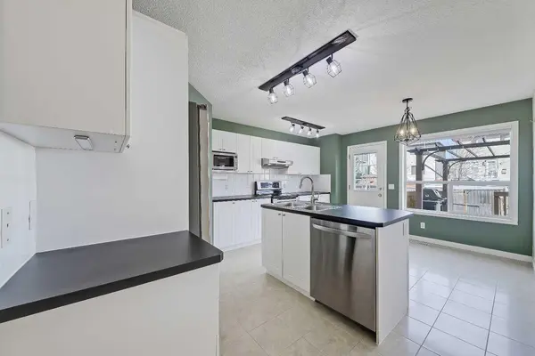 123 Arbour Butte RD NW, Calgary, AB T3G 4L9