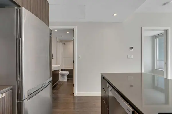 626 14 AVE SW #407, Calgary, AB T2R 0X4