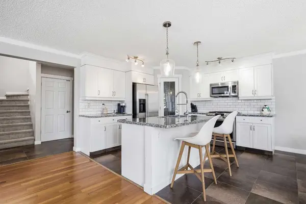223 Copperfield GN, Calgary, AB T2Z 4T9