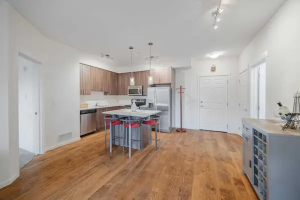 215 Legacy BLVD SE #1216, Calgary, AB T2X 3Z4