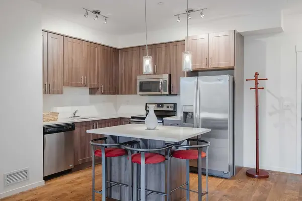 215 Legacy BLVD SE #1216, Calgary, AB T2X 3Z4