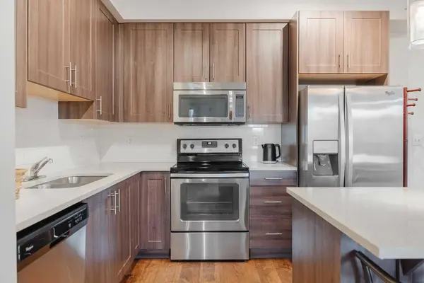 215 Legacy BLVD SE #1216, Calgary, AB T2X 3Z4