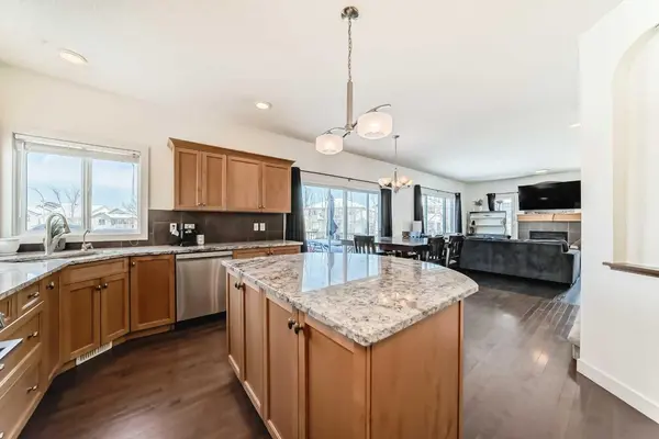 2002 High Country Rise NW, High River, AB T1V 0C9