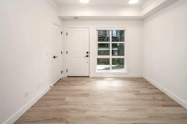 4270 Norford AVE NW #312, Calgary, AB T3B 6P8