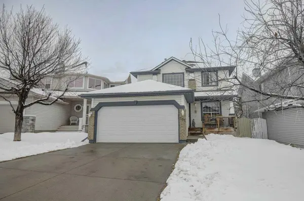 207 Crystalridge PL, Okotoks, AB T1S1T9