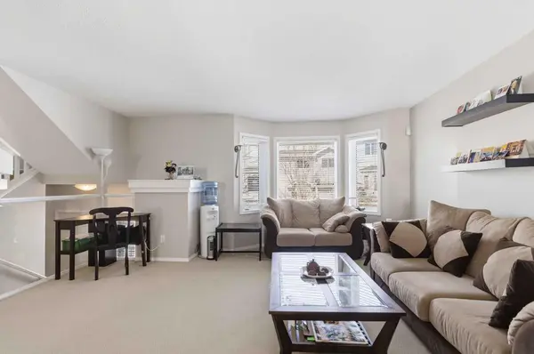 105 Loutit RD #808, Fort Mcmurray, AB T9K 2N5