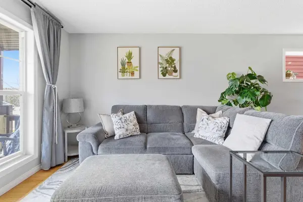 66 Auburn Bay CRES SE, Calgary, AB T3M0K5