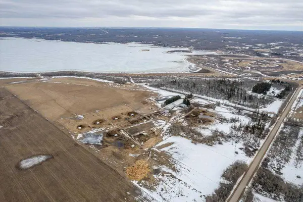 51341 Range Road 210, Hastings Lake, AB T8G 1G1