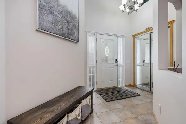 96 Chapala SQ SE, Calgary, AB T2X 3T5