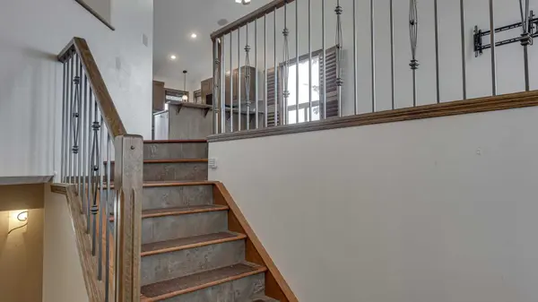 42 Eastpointe, Blackfalds, AB T4M 0G6