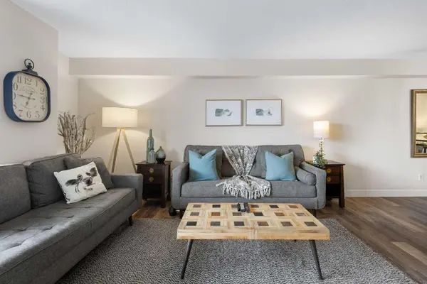 225 25 AVE SW #503, Calgary, AB T2S 2V2