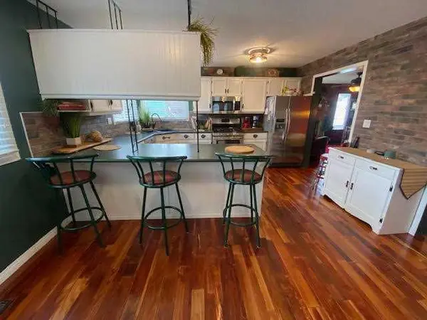 201 HANSEN DR, Hinton, AB T7V1J1