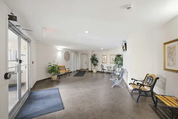 2600 66 ST NE #2203, Calgary, AB T1Y 7L1