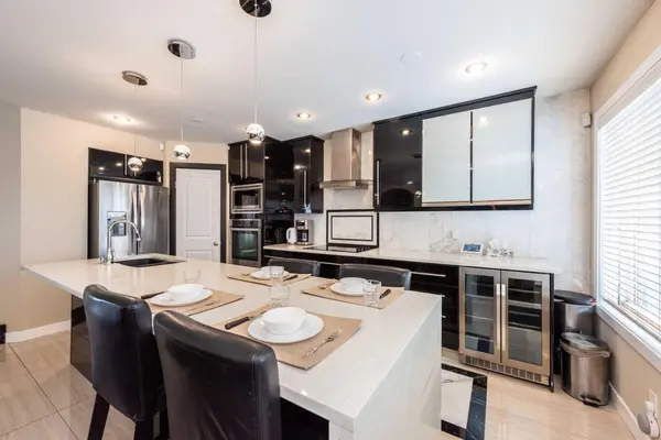 12373 Coventry Hills WAY NE, Calgary, AB T3K 5N4