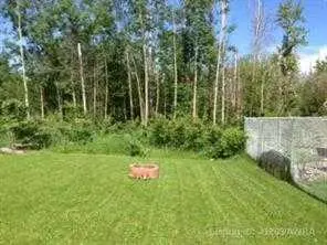 804 10 ST, Fox Creek, AB T0H 1P0