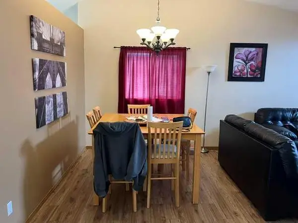 804 10 ST, Fox Creek, AB T0H 1P0