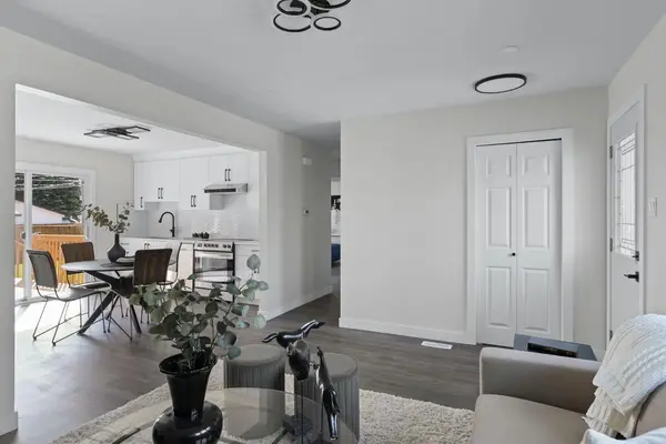 9608 5 ST SE, Calgary, AB T2J 1K6