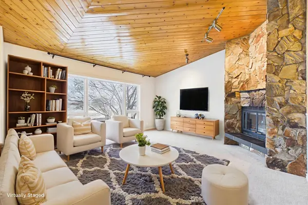 38 Sundance PL SE, Airdrie, AB T4B 1T1