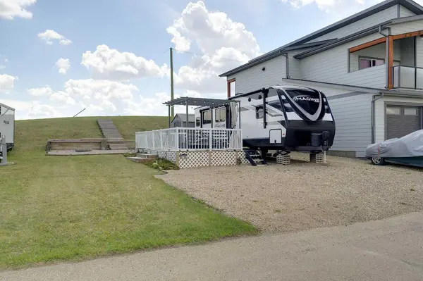 25054 South Pine Lake RD #6116, Rural Red Deer County, AB T0M 1R0