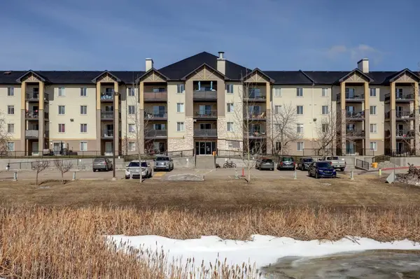 304 Mackenzie WAY SW #8323, Airdrie, AB T4B3H8