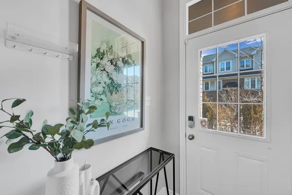 39 Martinworth LN, Ajax, ON L1Z 0L1