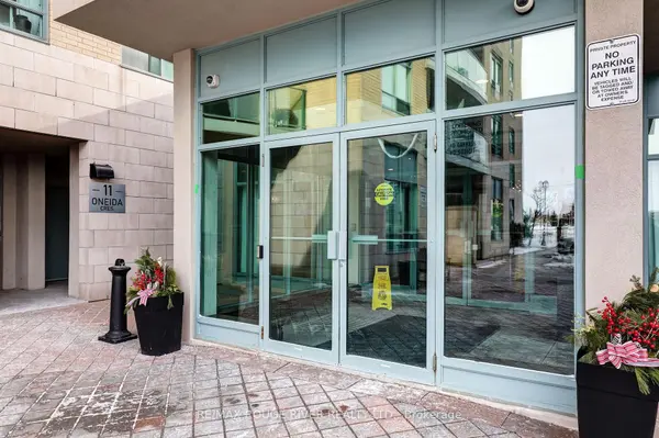 11 Oneida CRES #1008, Richmond Hill, ON L4B 0A1