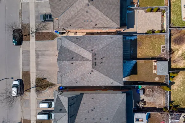 44 Acorn LN, Bradford West Gwillimbury, ON L3Z 0H6