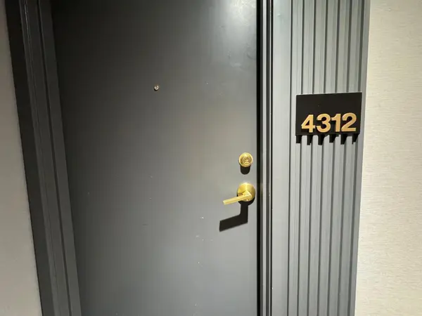 5 Buttermill AVE #4312, Vaughan, ON L4K 0J5