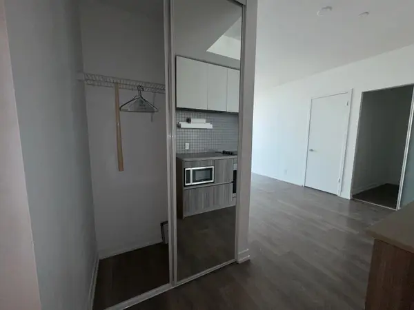 5 Buttermill AVE #4312, Vaughan, ON L4K 0J5