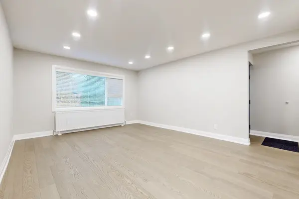 41 Elmdale CT #6, Richmond Hill, ON L4C 4S5