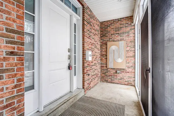 8 Beech ST, Markham, ON L3P 2A2