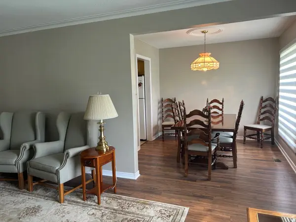 7058 Freeman ST, Niagara Falls, ON L2E 5V5