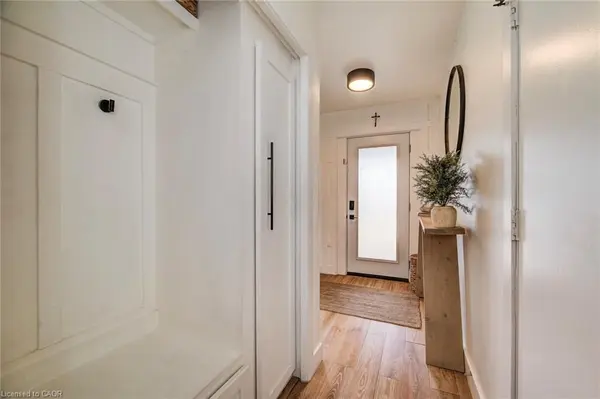 43 SOUTHVIEW CRES, Cambridge, ON N1P 1A3