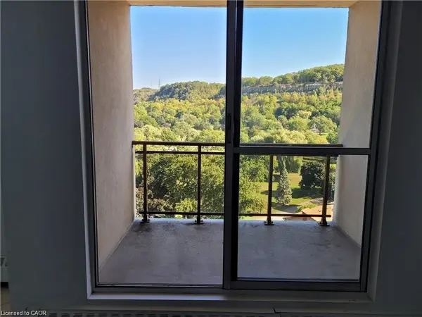 1950 Main ST W #1108, Hamilton, ON L8S 4M9