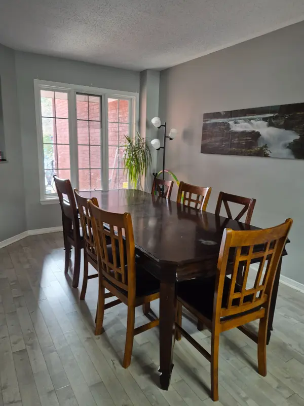 85 Margrave AVE, Hunt Club - South Keys And Area, ON K1T 3Y1