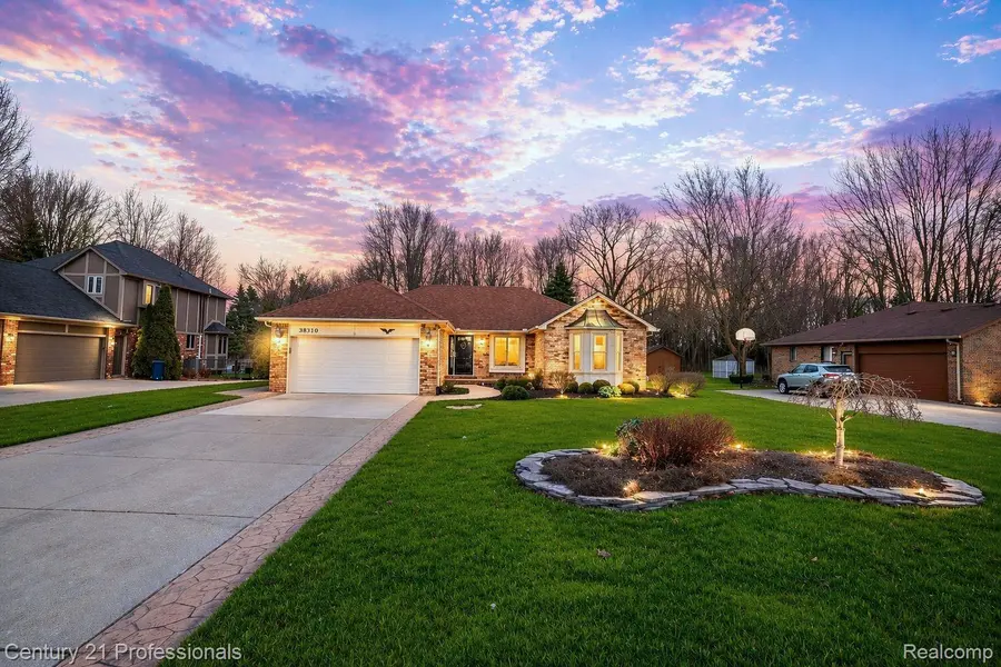 38310 Westchester RD, Sterling Heights, MI 48310