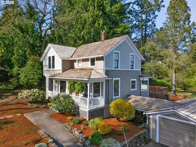 12300 SE MT SCOTT BLVD, Happy Valley, OR 97086