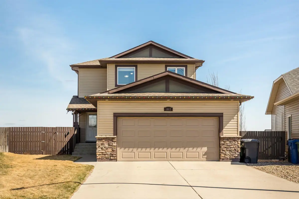 1917 Parkside PT, Coaldale, AB T1M 1R7