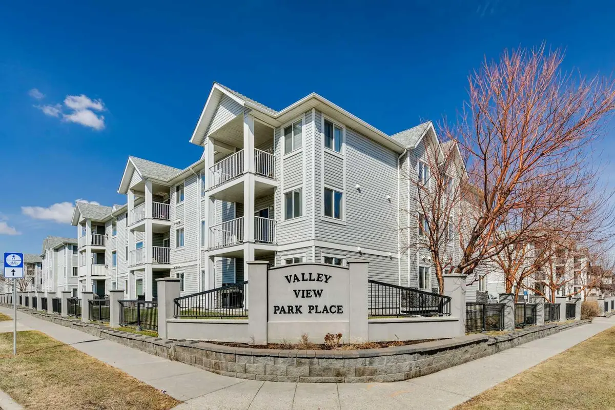 6102 Valleyview PARK SE #102, Calgary, AB T2B 3R6