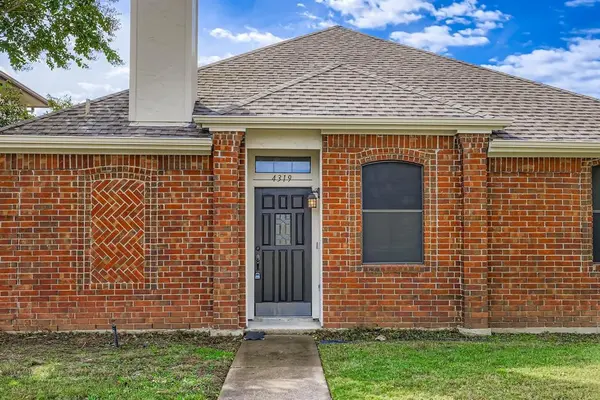 4319 Harvest Hill Road, Carrollton, TX 75010