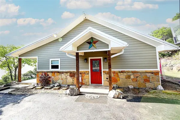 778 Keys Landing, Bowie, TX 76230