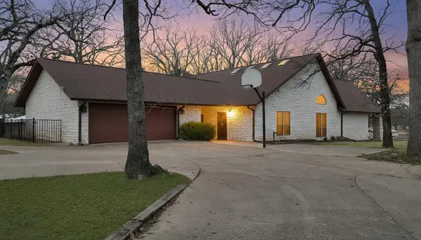9580 Brockrim Lane, Quinlan, TX 75474