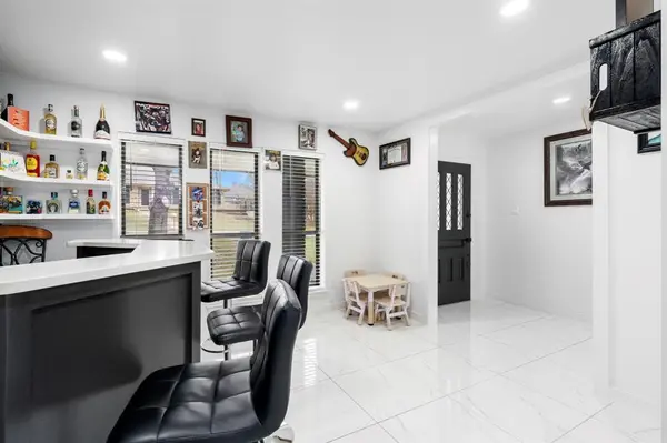 610 Athenia Way, Duncanville, TX 75137