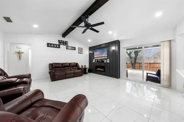 610 Athenia Way, Duncanville, TX 75137