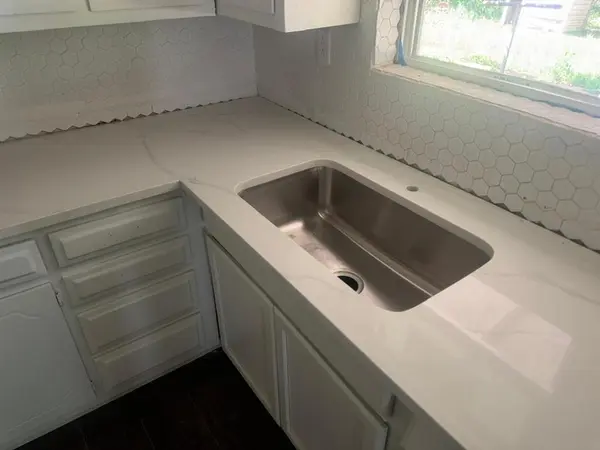 1212 Thompson Street, Bridgeport, TX 76426